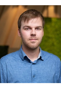 Headshot - Small - Robert Breen